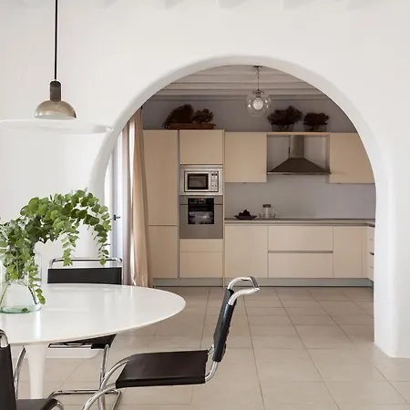 Villa Elegant Seaside Villa, Great Views, Infinity Pool, Lia, Mykonos Kalafáti