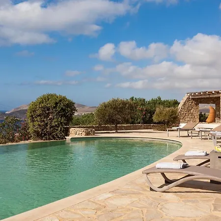 Villa Elegant Seaside Villa, Great Views, Infinity Pool, Lia, Mykonos *