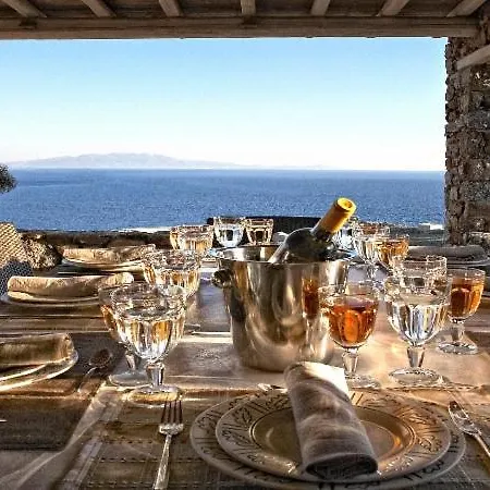 Elegant Seaside Villa, Great Views, Infinity Pool, Lia, Mykonos Villa Kalafáti