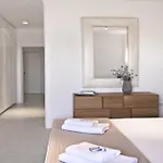 Elegant Seaside Villa, Great Views, Infinity Pool, Lia, Mykonos וילה *