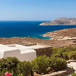 Elegant Seaside Villa, Great Views, Infinity Pool, Lia, Mykonos וילה קלפטיס