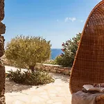 וילה Elegant Seaside Villa, Great Views, Infinity Pool, Lia, Mykonos *