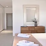 וילה Elegant Seaside Villa, Great Views, Infinity Pool, Lia, Mykonos *