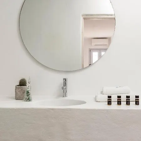 Elegant Seaside Villa, Great Views, Infinity Pool, Lia, Mykonos וילה