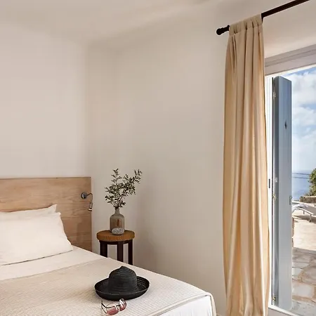 Elegant Seaside Villa, Great Views, Infinity Pool, Lia, Mykonos קלפטיס