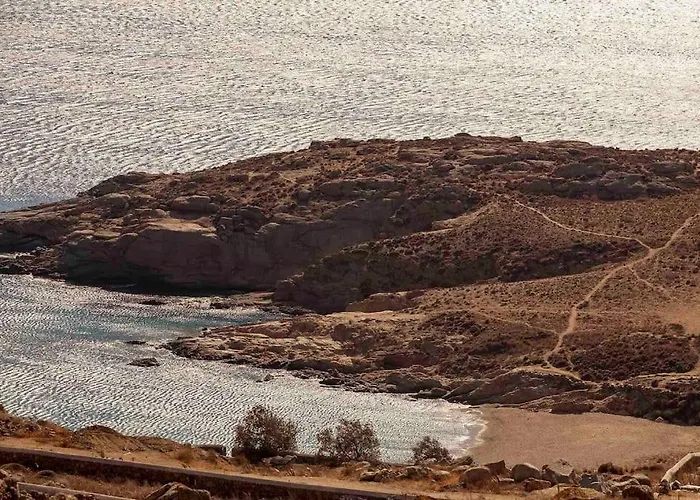 Villa Elegant Seaside Villa, Great Views, Infinity Pool, Lia, Mykonos