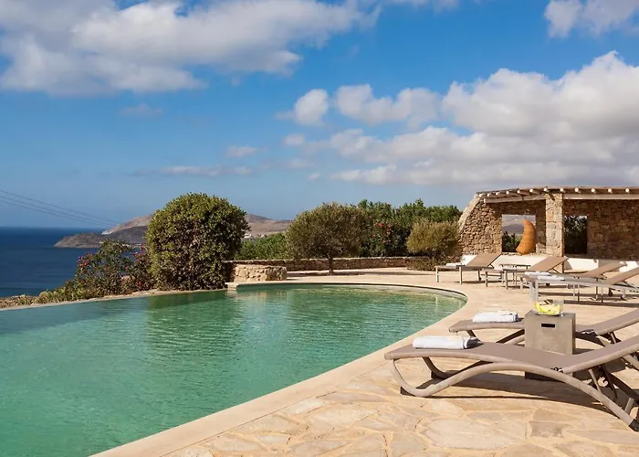 Villa Elegant Seaside Villa, Great Views, Infinity Pool, Lia, Mykonos *